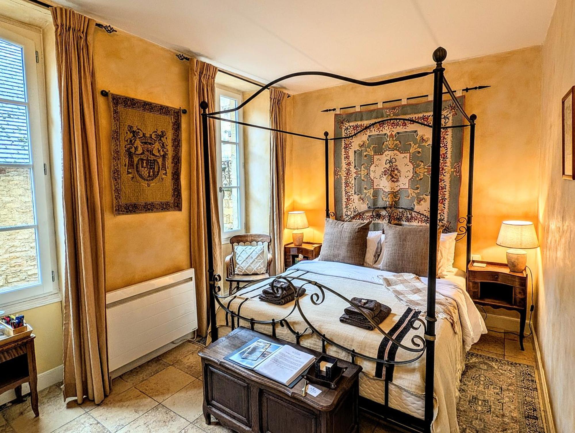 Superior Queen Room,1743302222:JPEG